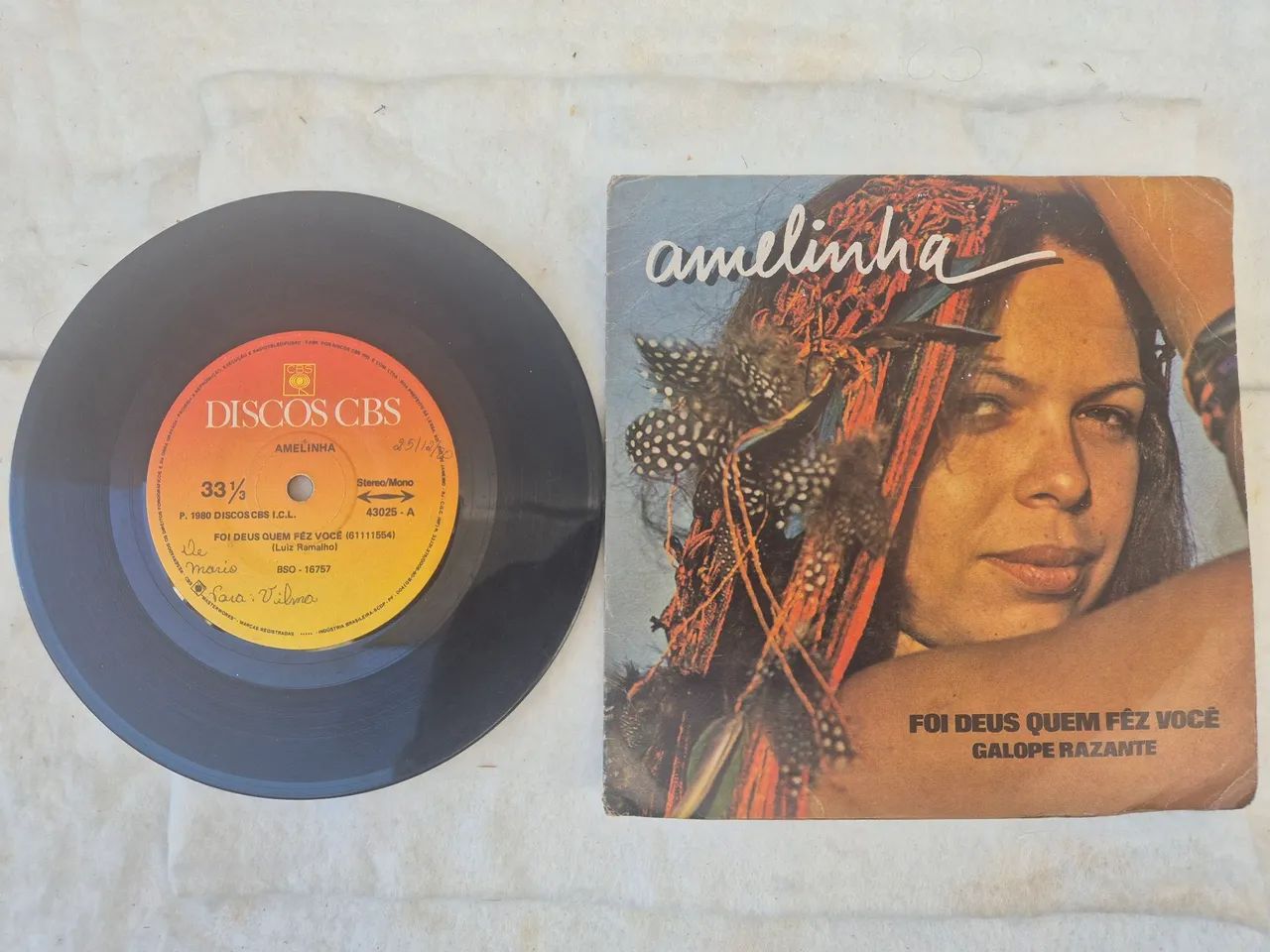 Compacto Vinil 7" Amelinha - Foi Deus Quem Fez Você (1980) - Com Capa