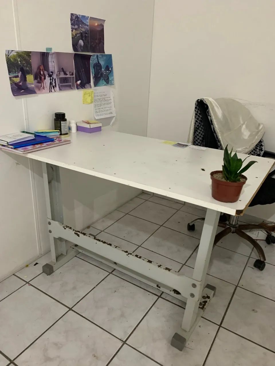 Escrivaninha/ mesa - Foto 2