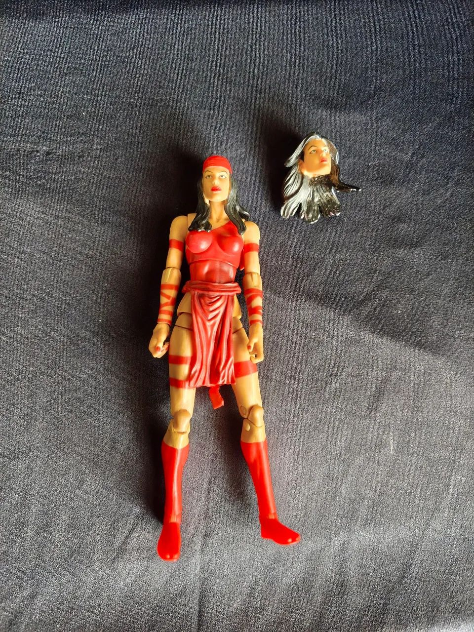 Elektra Marvel Legends Action Figure Boneco Hasbro