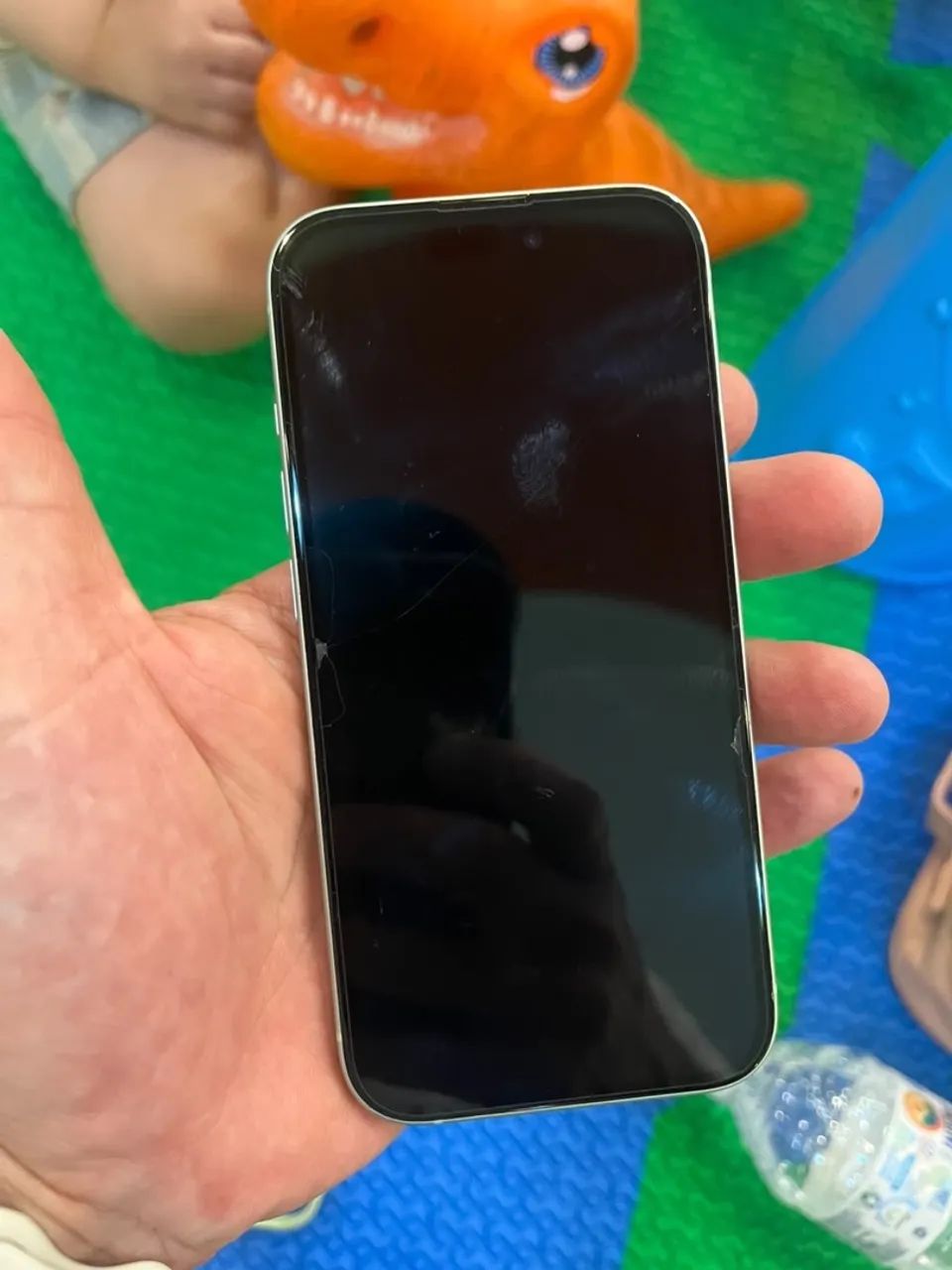iPhone 15 256gb