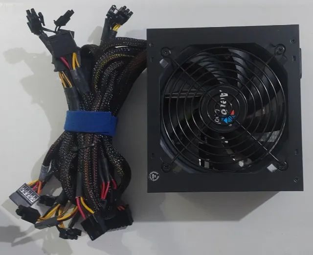 Fonte Gamer Aerocool KCAS 600W 80Plus Full Range APFC - Foto 2