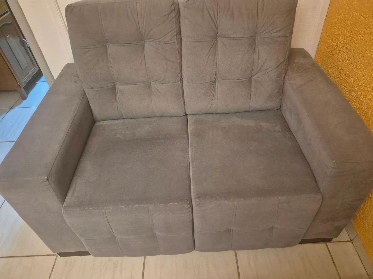Sofá 2 lugares