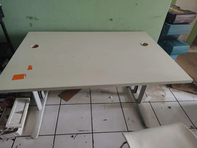 Mesa Escritório em MDF duplo 3cm com Base metal reforçada  - Foto 2