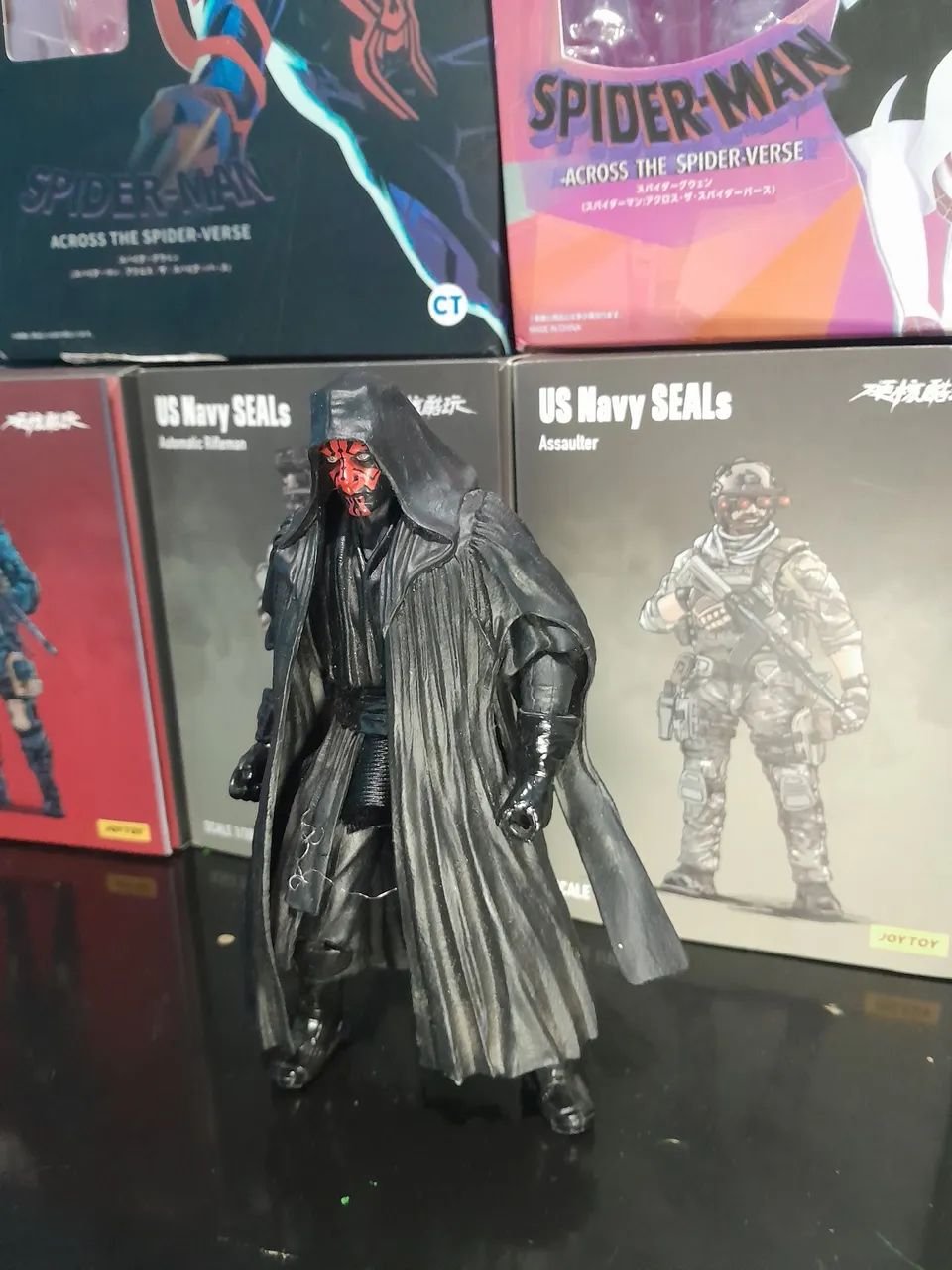 Star wars darth maul action figure 