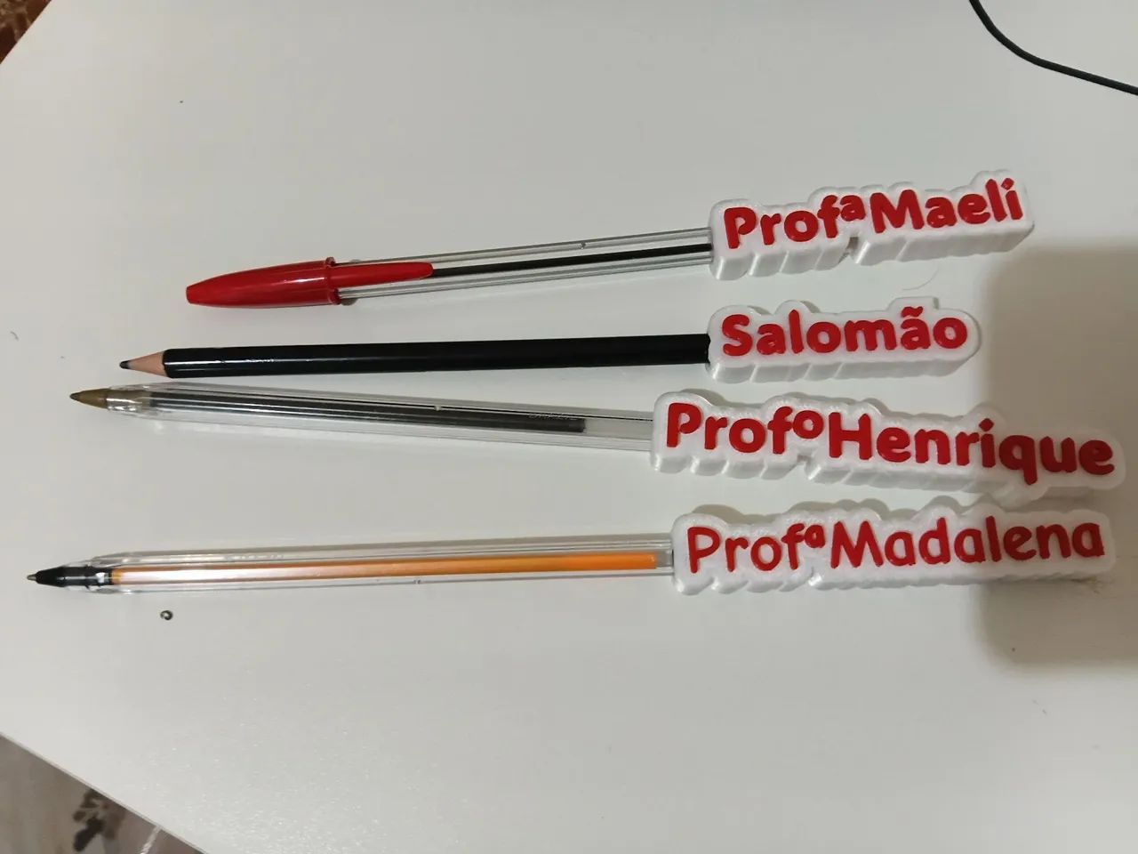 Nomes personalizados para canetas e lápis | Ideal para presentear e da um toque especial - Foto 2