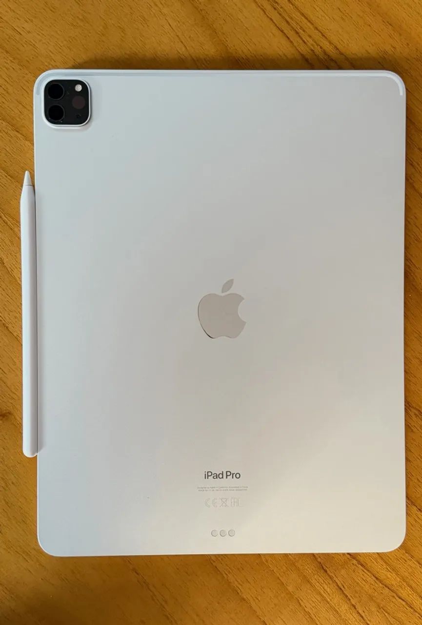 Vendo ipad pro m2 13 polegadas de 256gb - Celulares e Smartphones