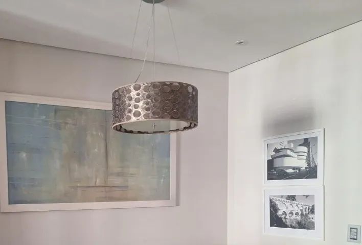 Luminária com bordado