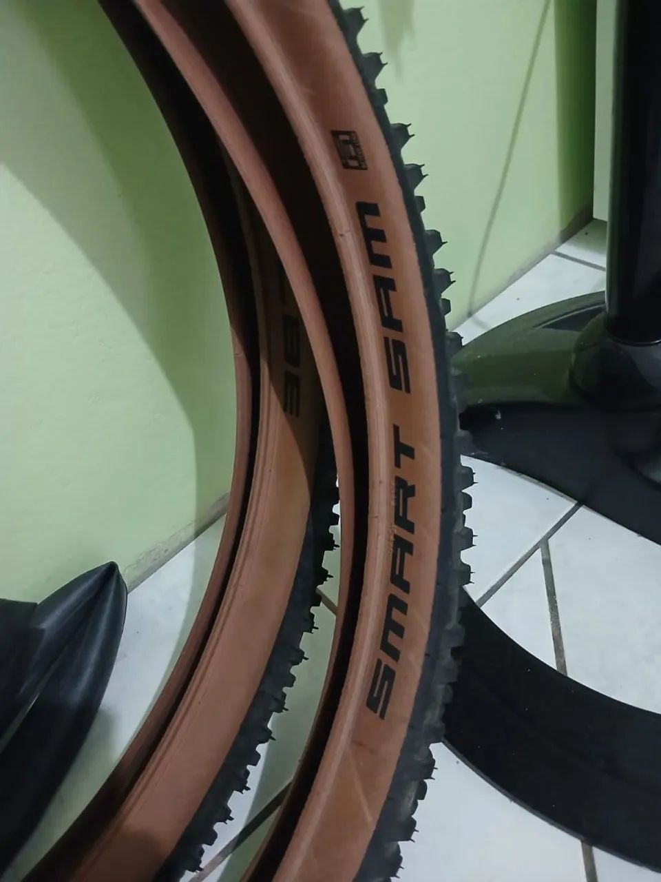 Vendo par de pneu schwalbe smart sam  - Foto 2