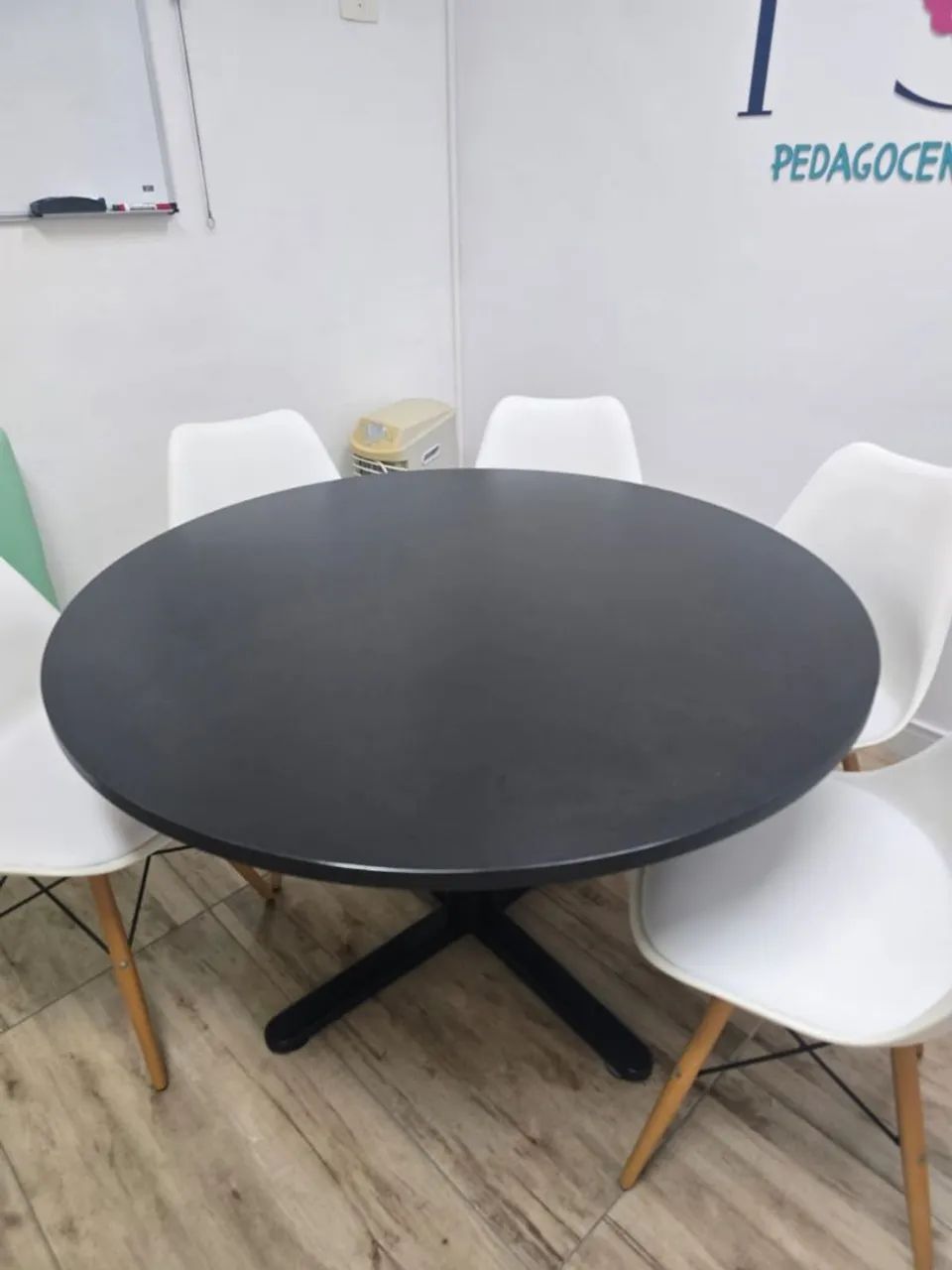 4 Cadeiras, tipo Eames - Foto 3