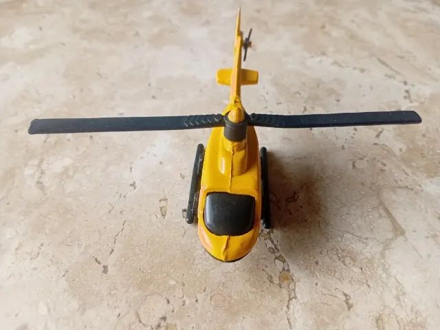 Miniatura de Helicóptero de TV - Foto 3
