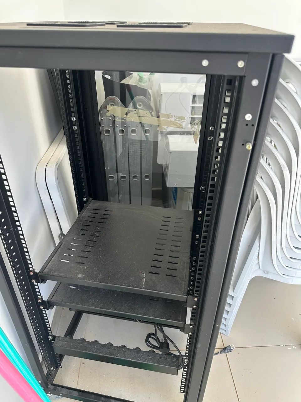 Rack de piso para servidor  - Foto 2