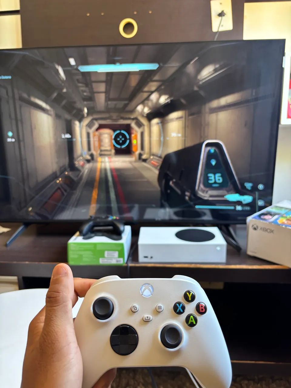 Xbox Series S 512G 2 Controles - Foto 2
