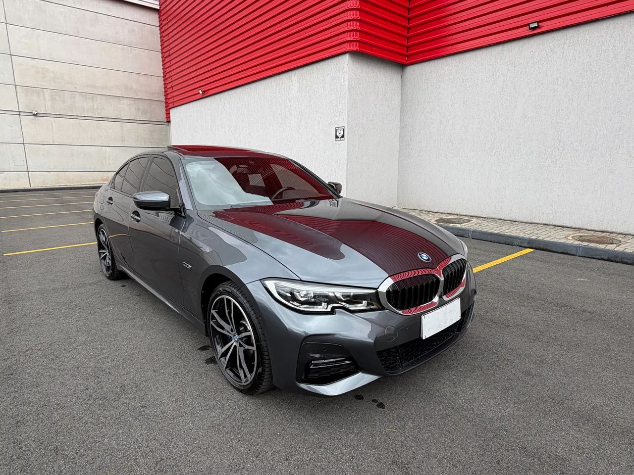 BMW 330E M Sport 2.0 Turbo Híbrido AU 2022