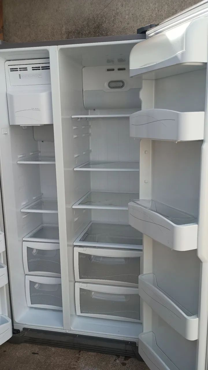 ELECTROLUX FREEZER E GELADEIRA  - Foto 5