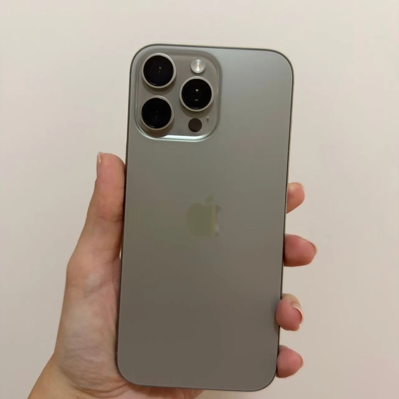 iPhone 16 Pro Max 256 estado de novo 