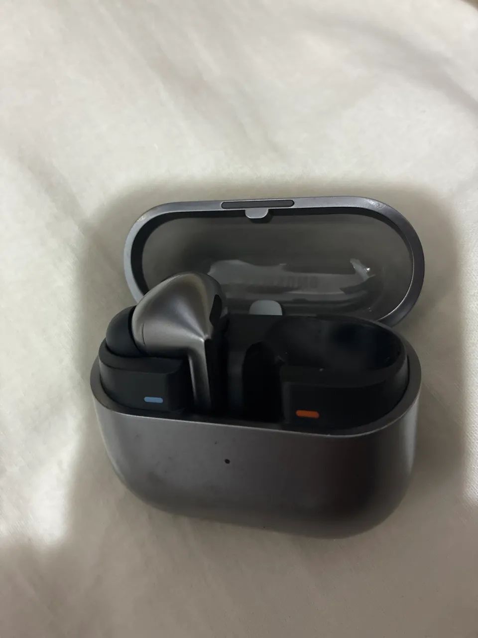 Galaxy Buds Pro3 - Apenas lado esquerdo e caixa
