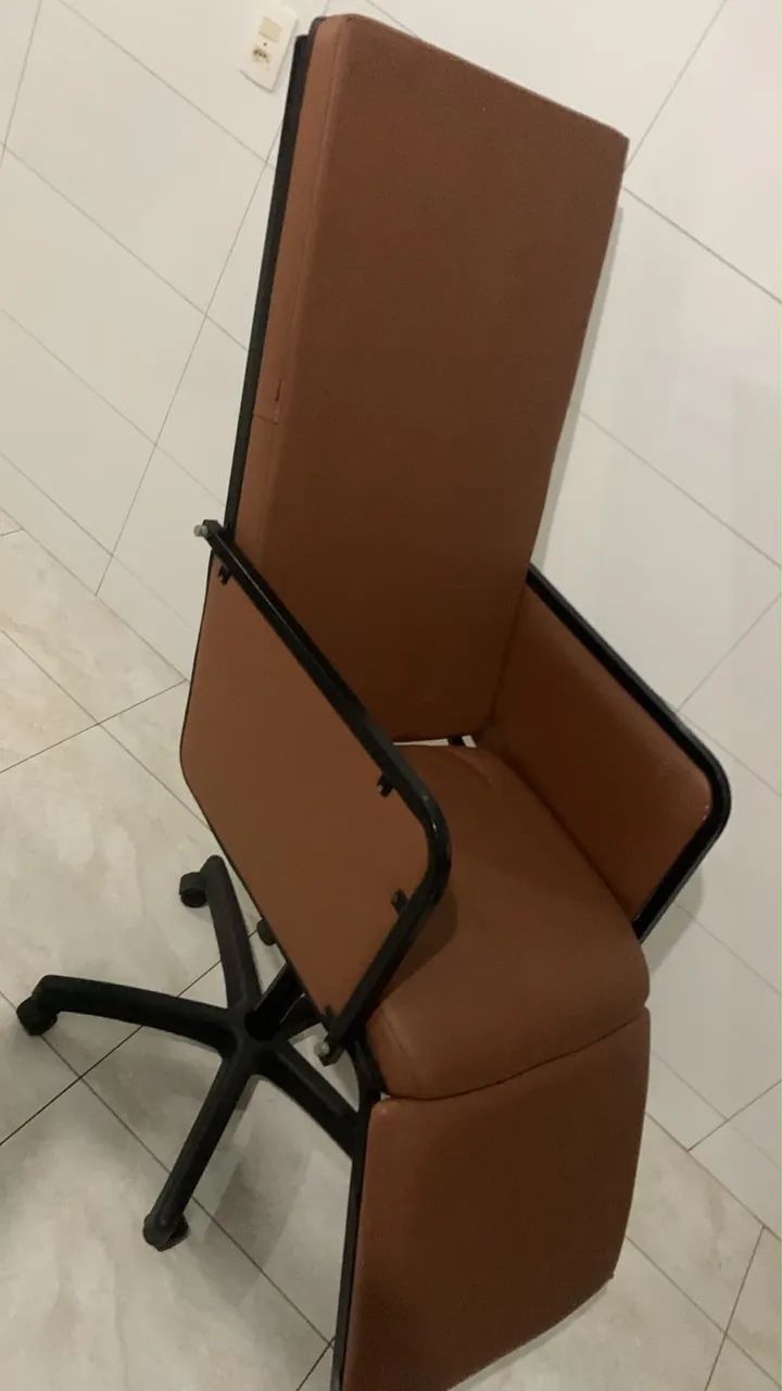 Cadeira de escritório Adptavel