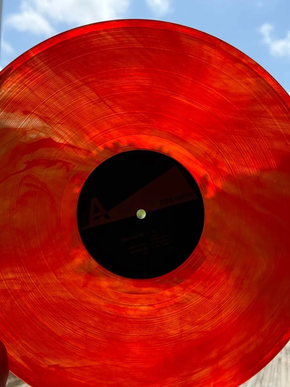 LP Mahmundi (2017) - Foto 2