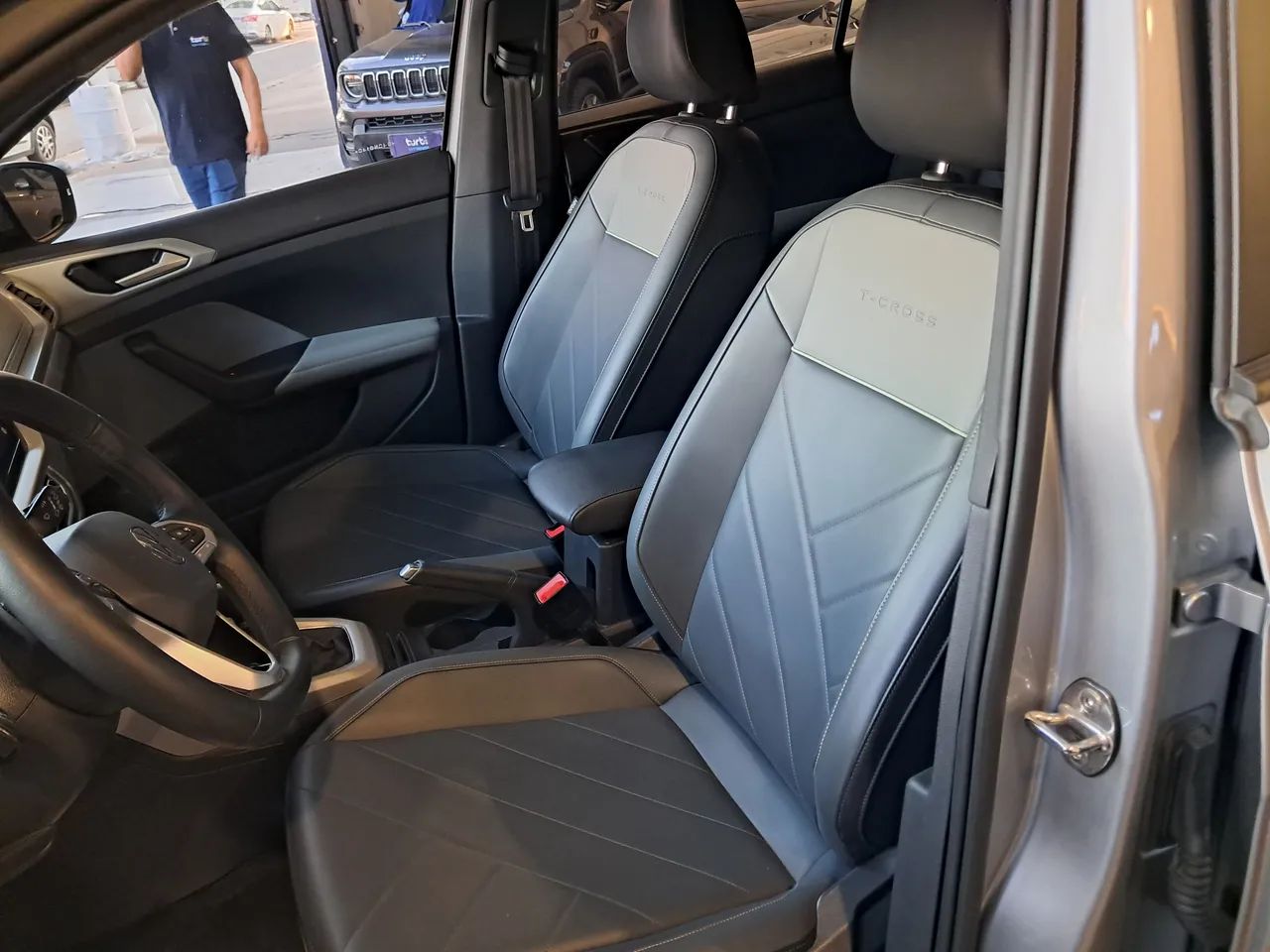 Volkswagen T-Cross Comfortline 1.0 TSI Flex 5P Aut., foto 2 de 9
