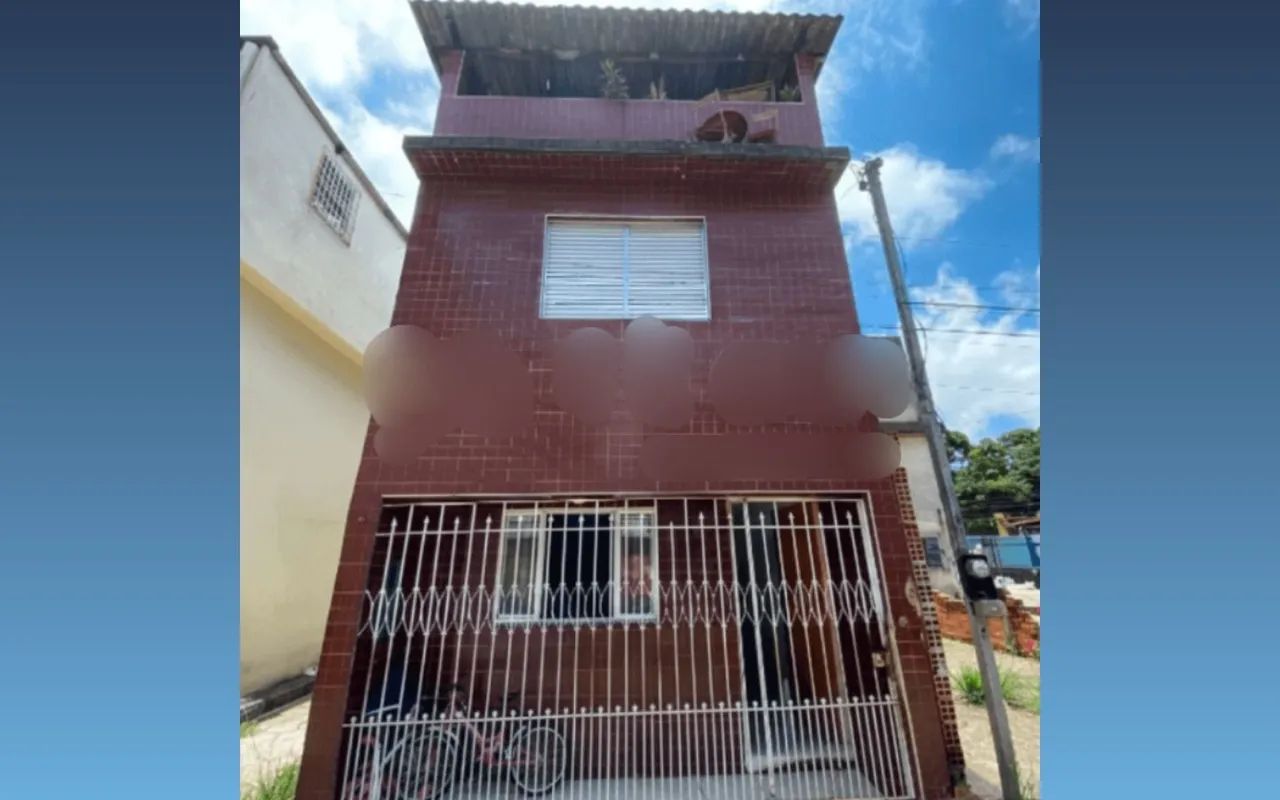 Casa à Venda - Taboão, Diadema