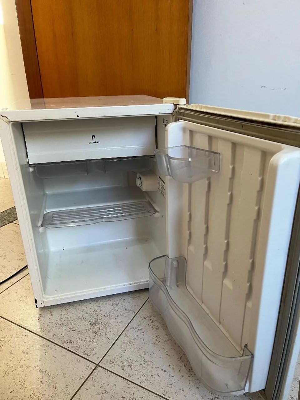Frigobar Consul 80L