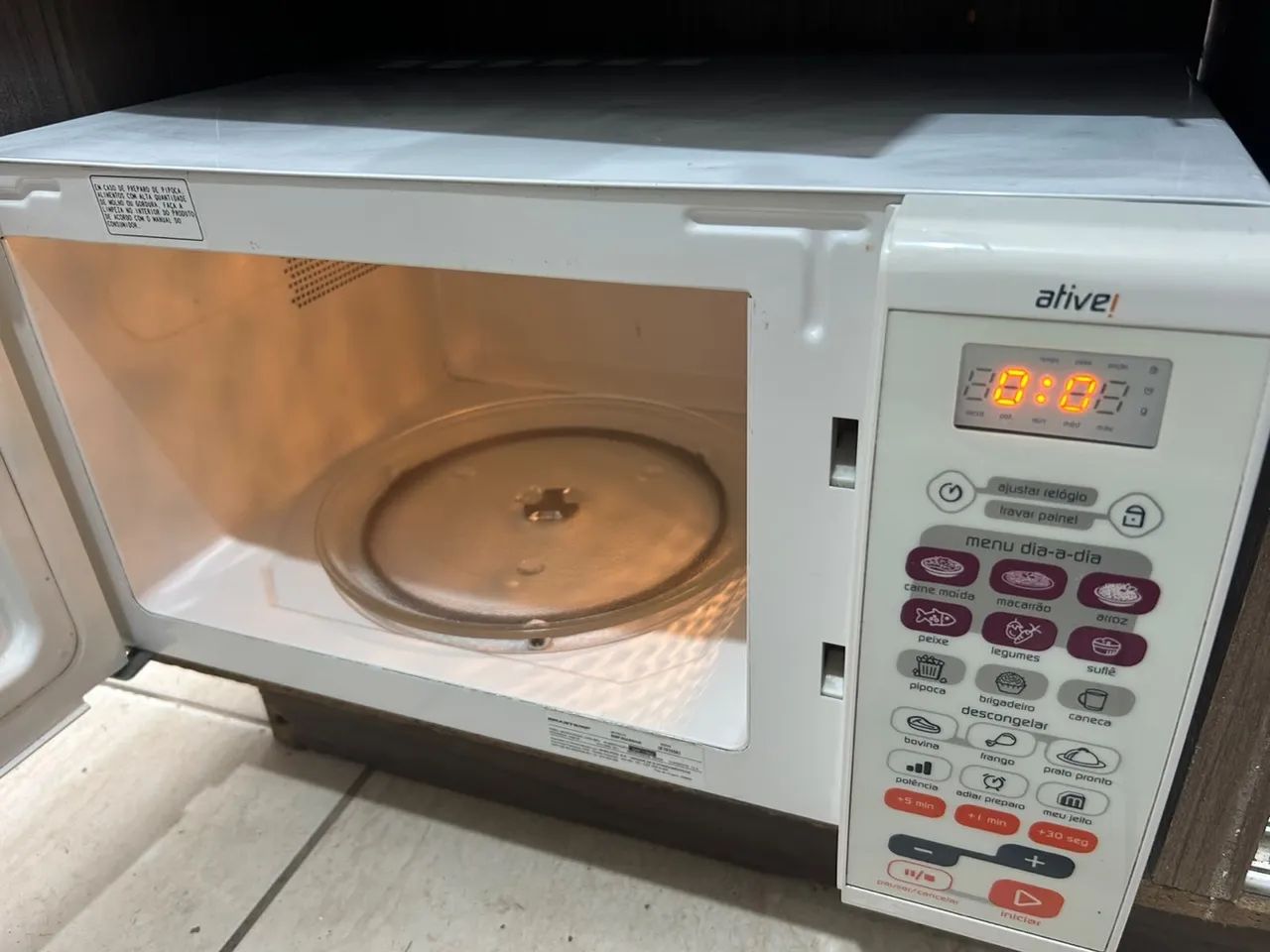 Microondas Brastemp 31 litros  - Foto 2
