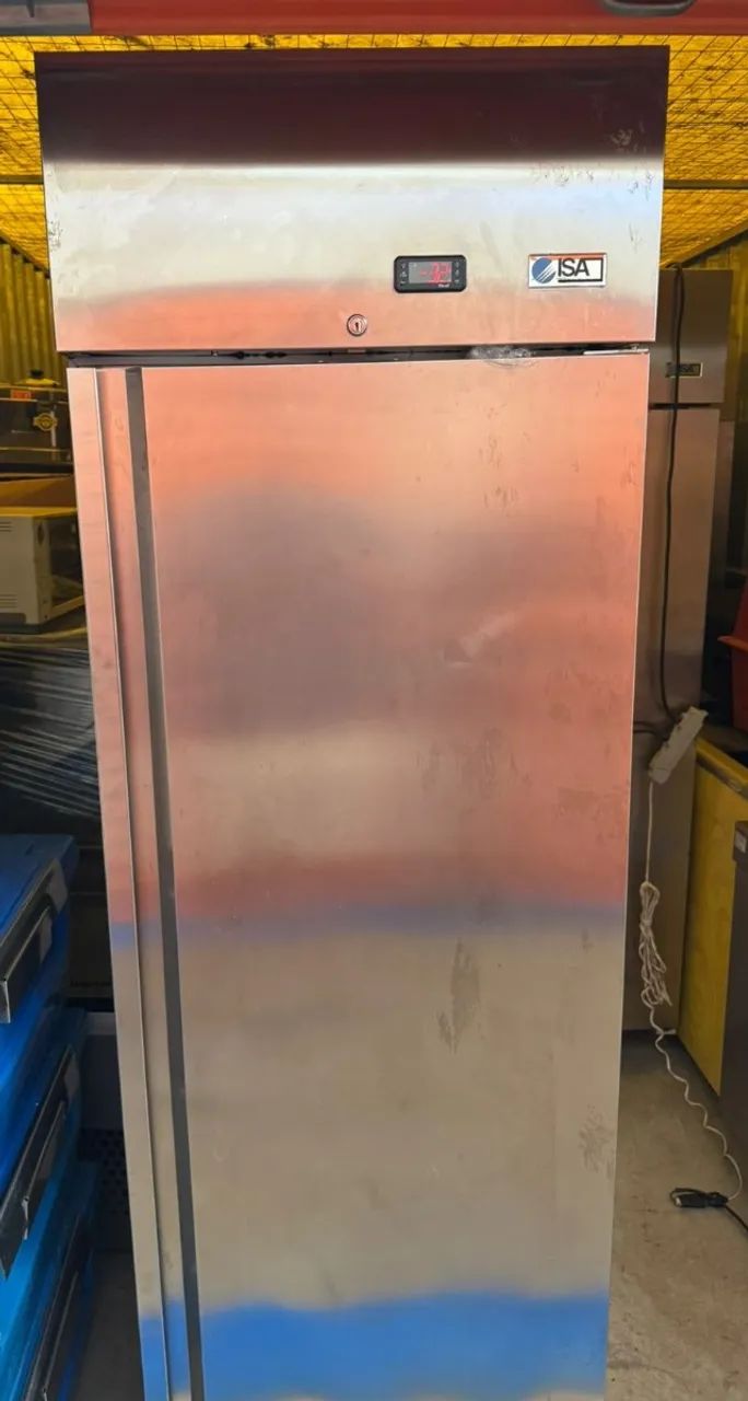 ISA LABOR FREEZER VERTICAL - Foto 2