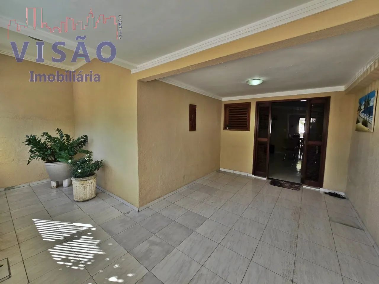 VENDE-SE CASA RESIDENCIAL COM PONTO COMERCIAL - Foto 2