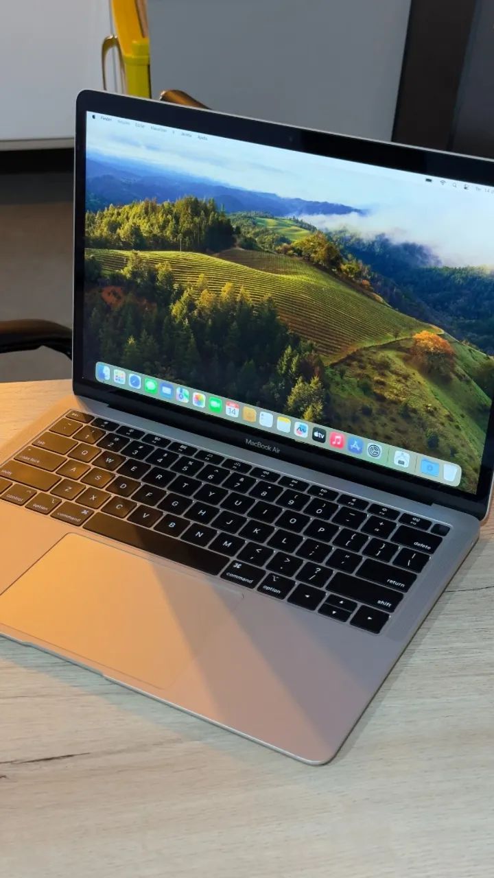 MacBook Air 2019 | 8GB Ram | Intel Core i5 | 256GB SSD - Loja