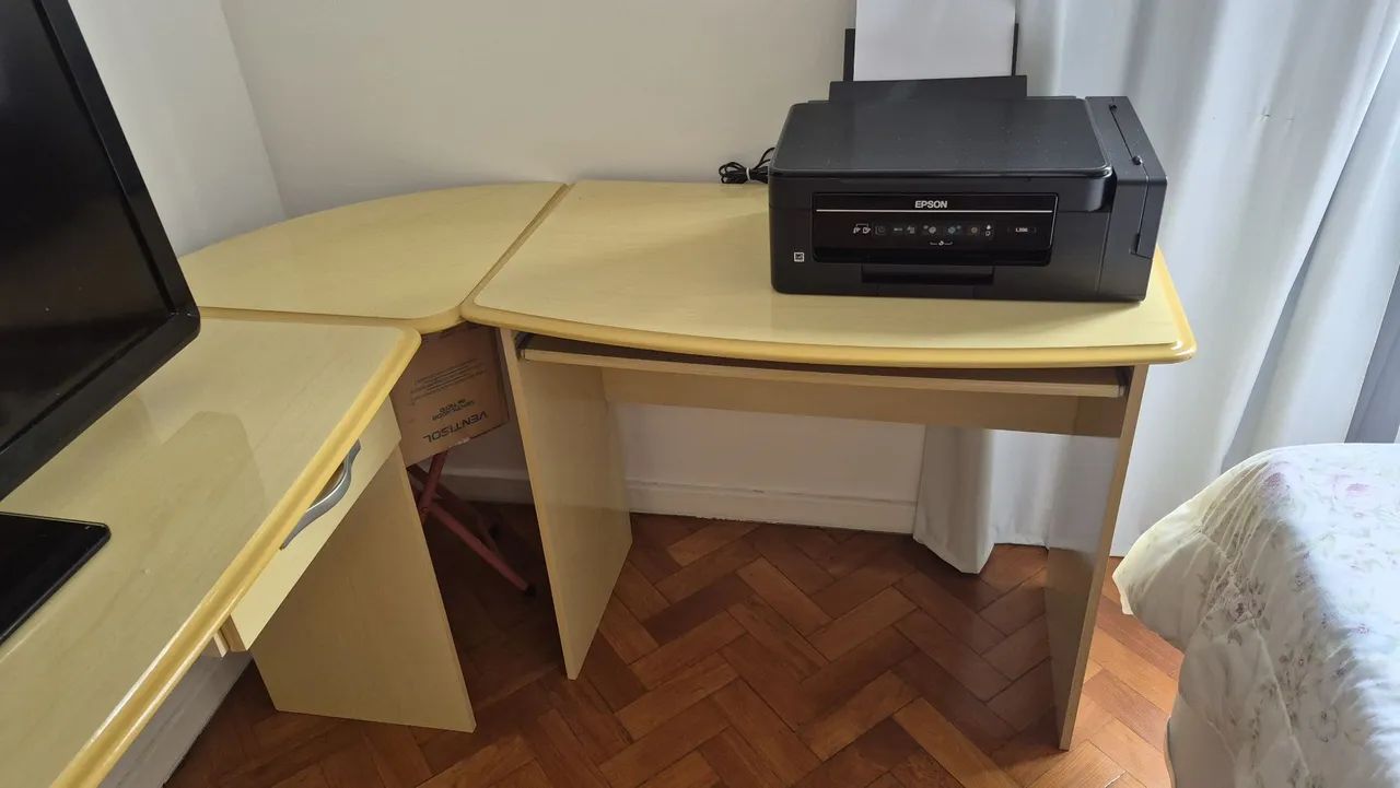 Mesa de estudo/trabalho - Foto 2