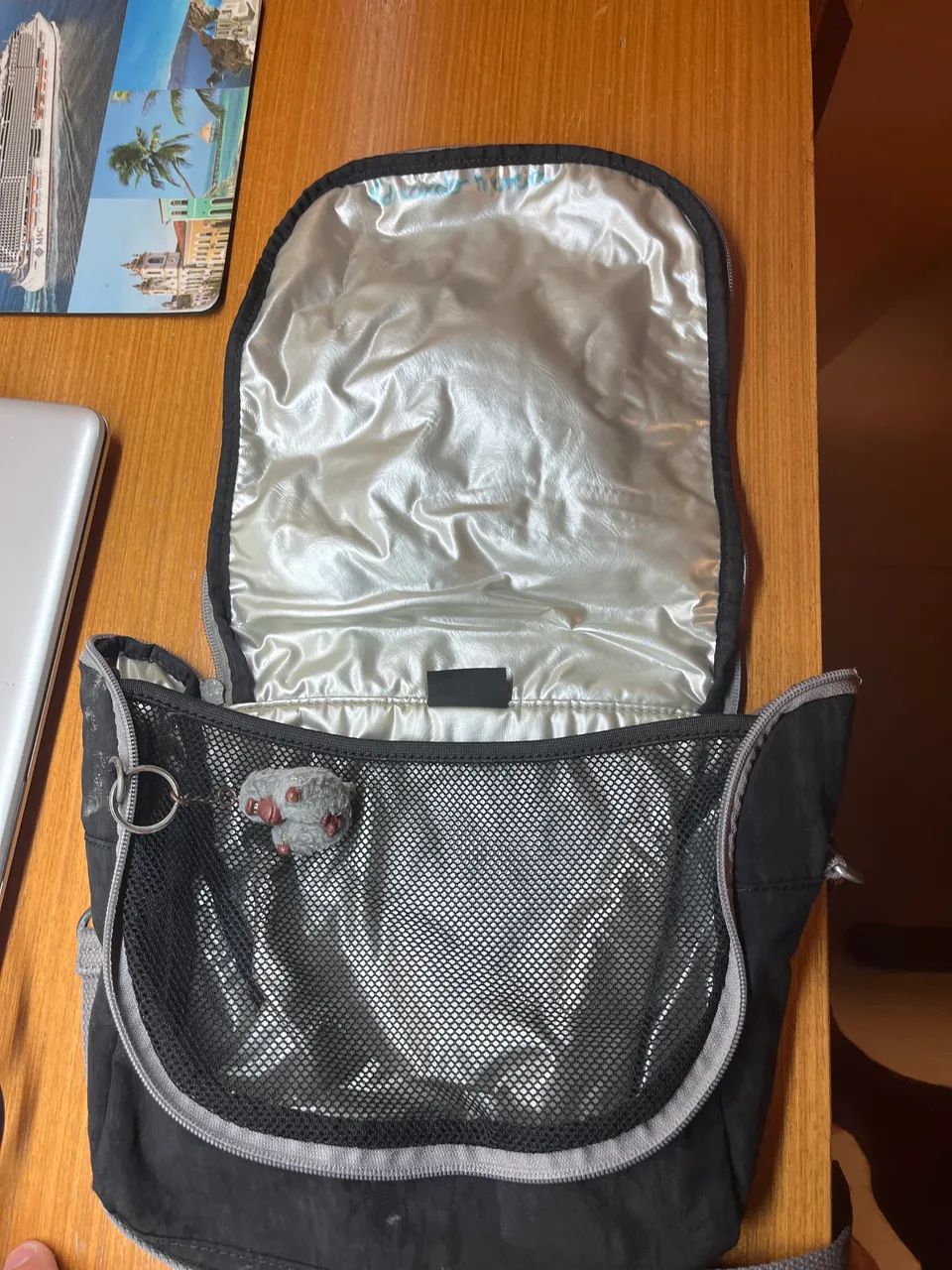 Lancheira Kipling preta. Original, comprada nos EUA - Foto 2