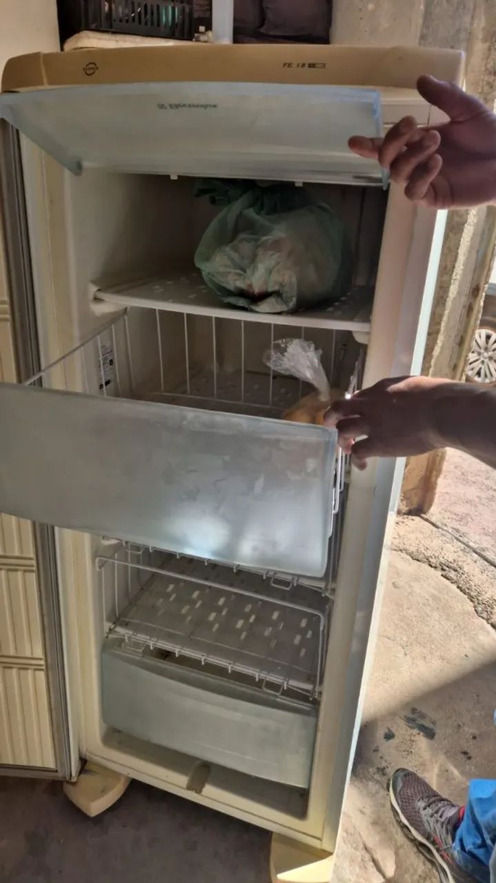 Freezer vertical  - Foto 2