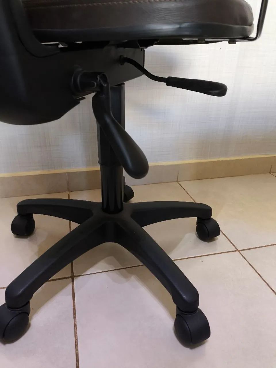 Cadeira escritório - Foto 2