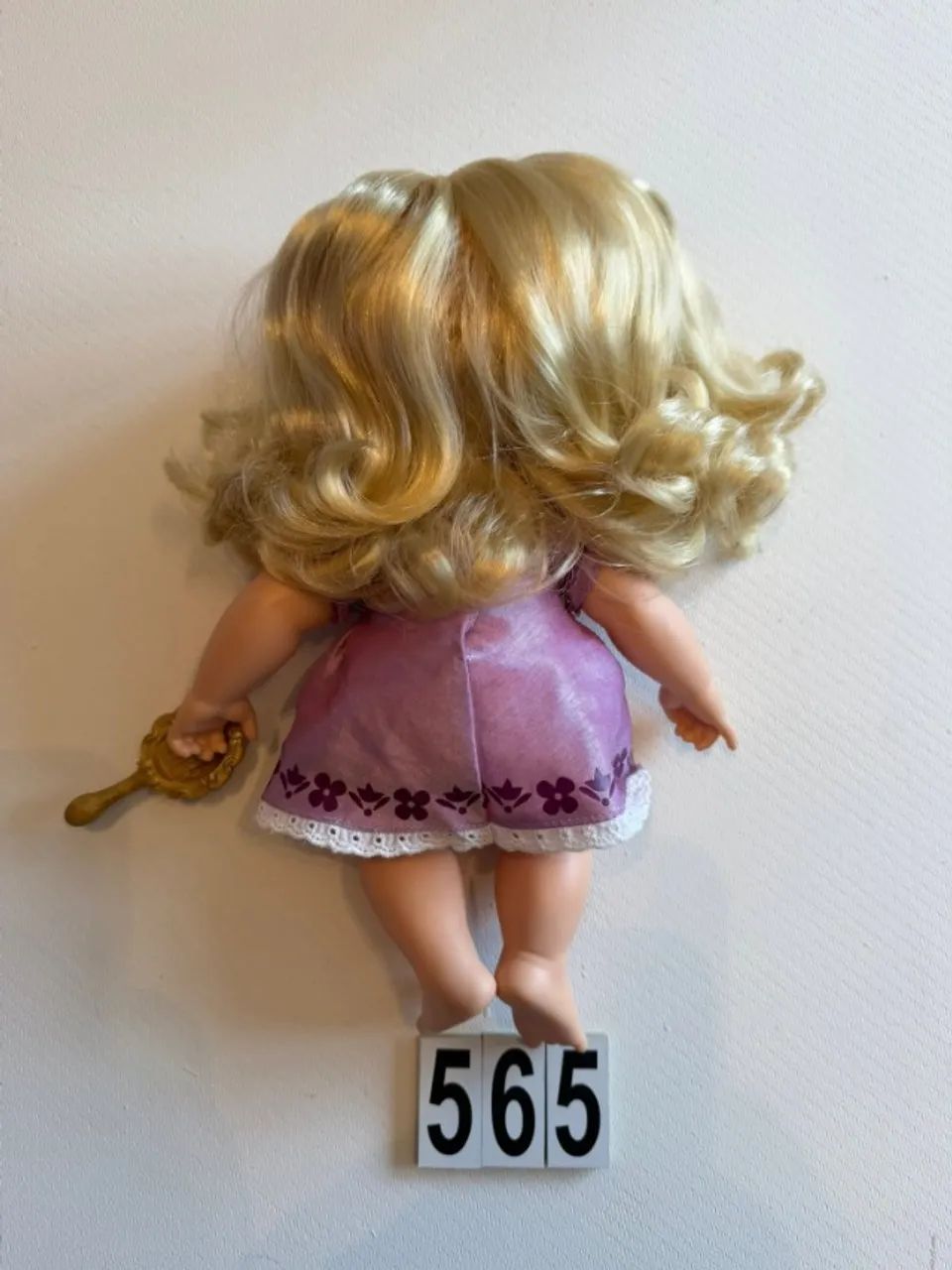 Rapunzel original Disney Store 33 cm - Foto 3