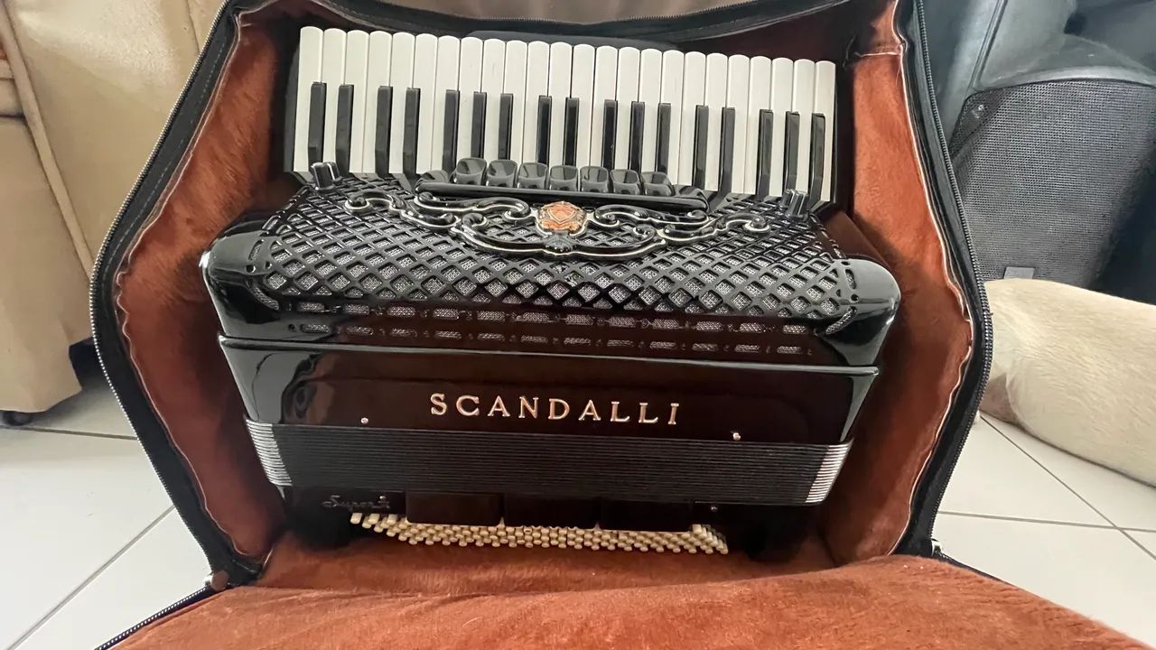 Scandalli super V 