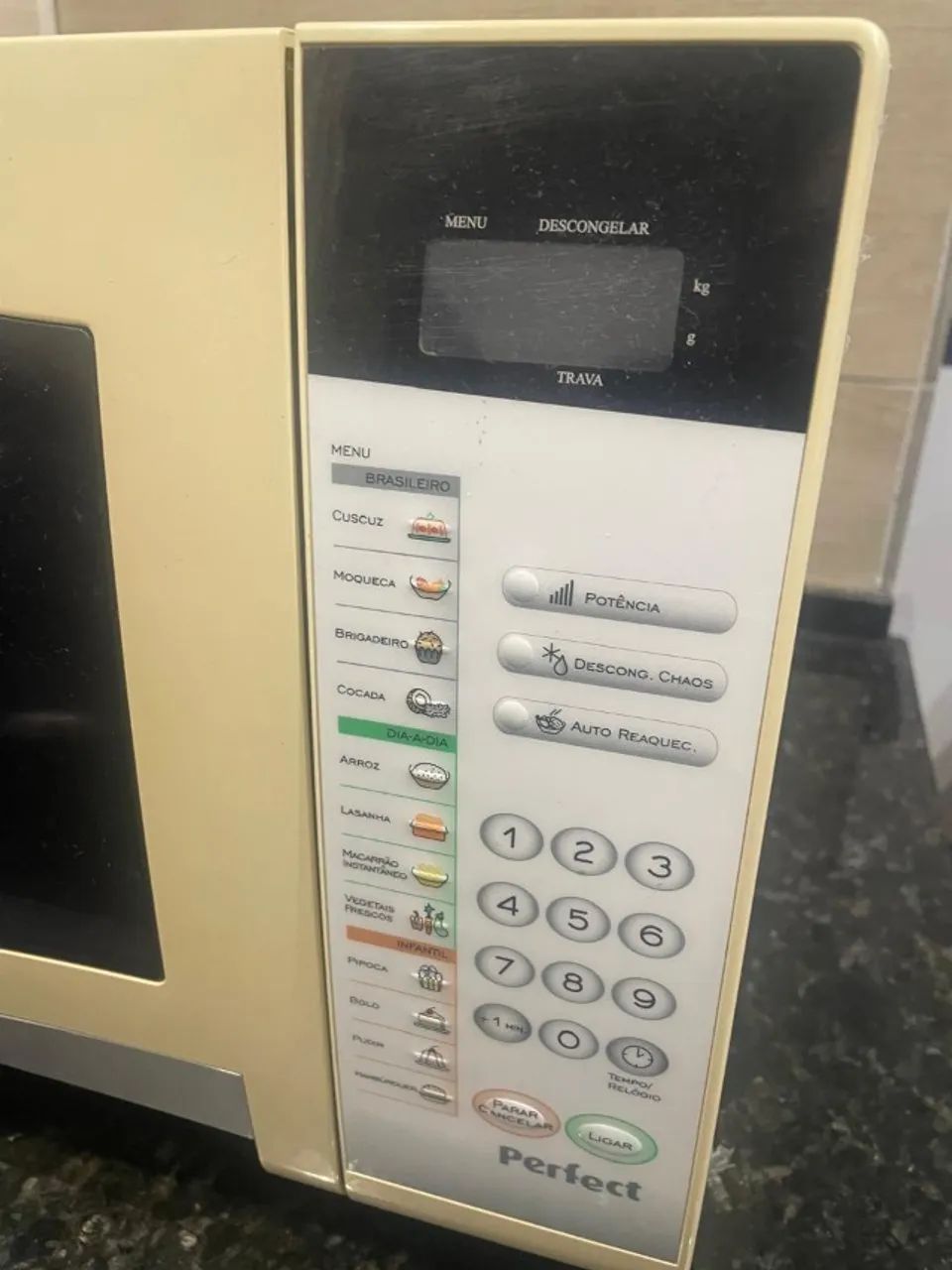 Forno microondas Panasonic 23 litros - Foto 3