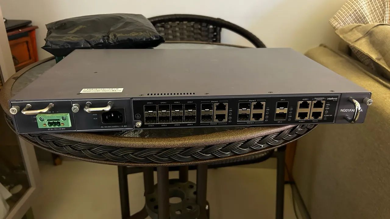 OLT G08 Intelbras/Fiberhome