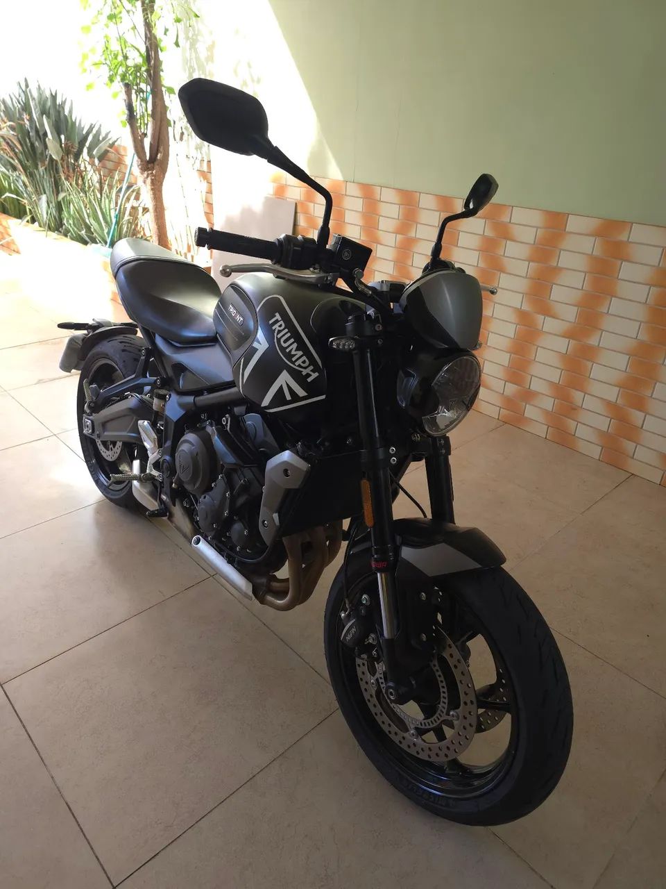 Trident 660 - Baixo KM - Aceito Troca