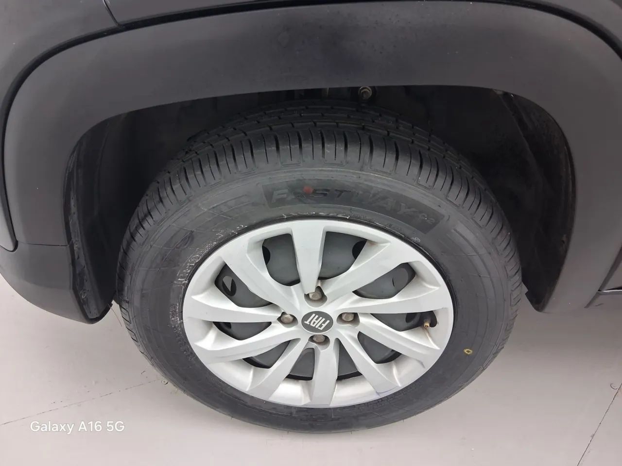 Fiat Strada Freedom 1.3 Flex 8V CD, foto 11 de 18