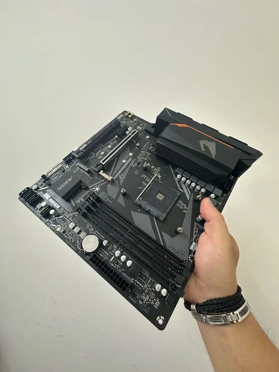 Placa Mãe Aorus Elite B550M  - Foto 5