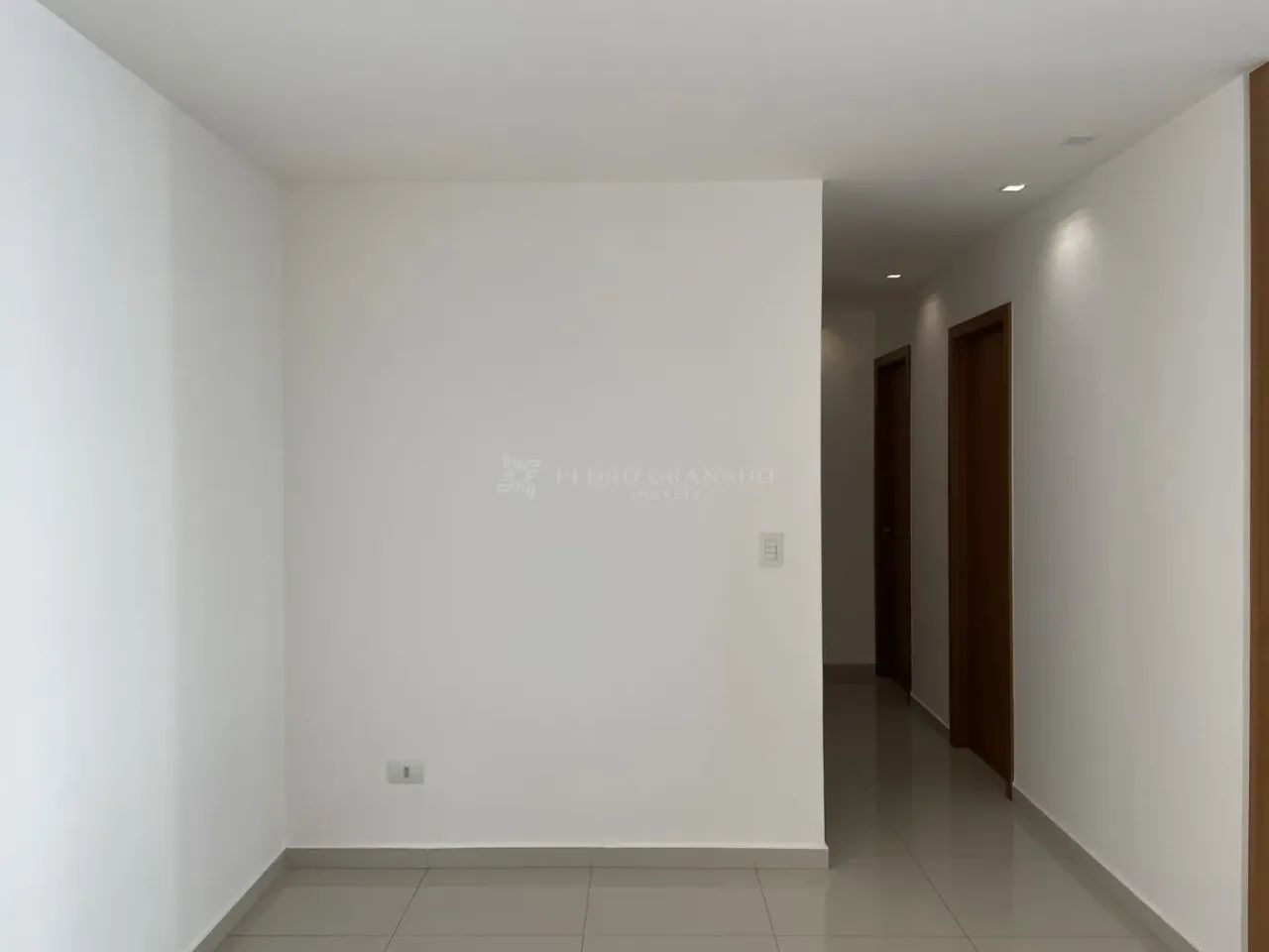 Apartamento com 03 Dormitórios - Zona 03 - Foto 2