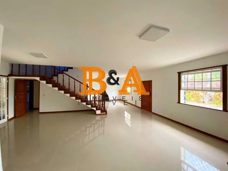 Casa à Venda Valparaiso Petrópolis - Foto 2