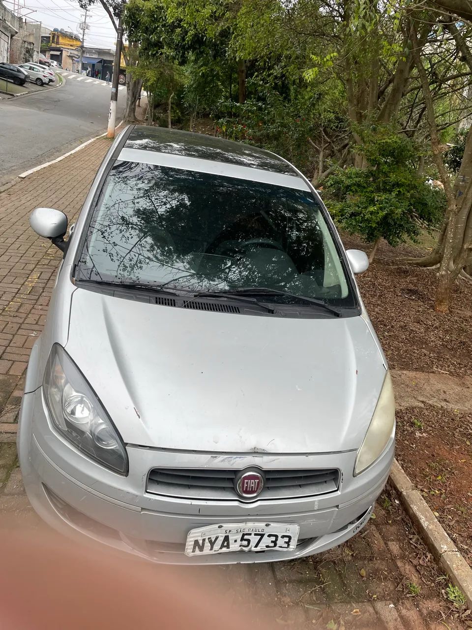 Fiat Idea Sporting 1.8 Flex 16V 5P 2012 - Foto 5