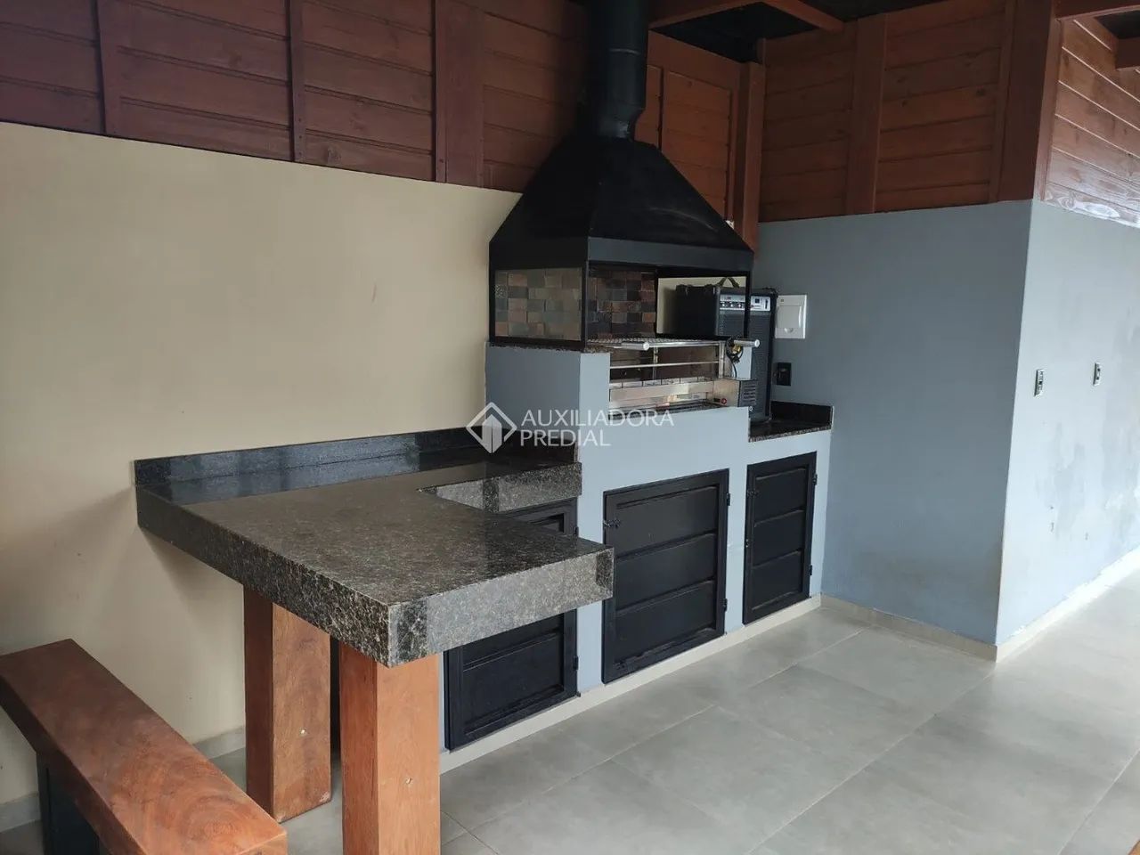 Terreno de 900m² com uma casa - Foto 5