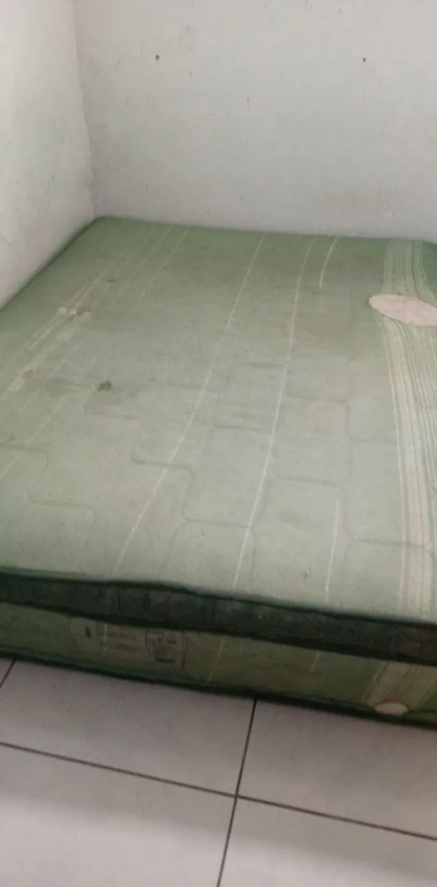 Vendo colchão de mola 
