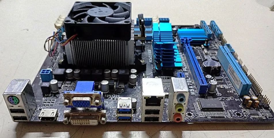 PLACA MÃE  ASUS M5A78L-M PLUS/USB3 REV 1.01 SOCKET AMD AM3+ - Foto 2
