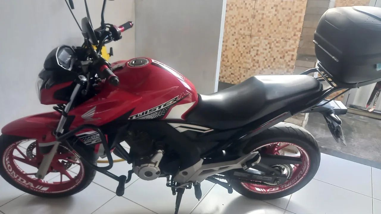 CB 250 TWISTER EXTRA!
