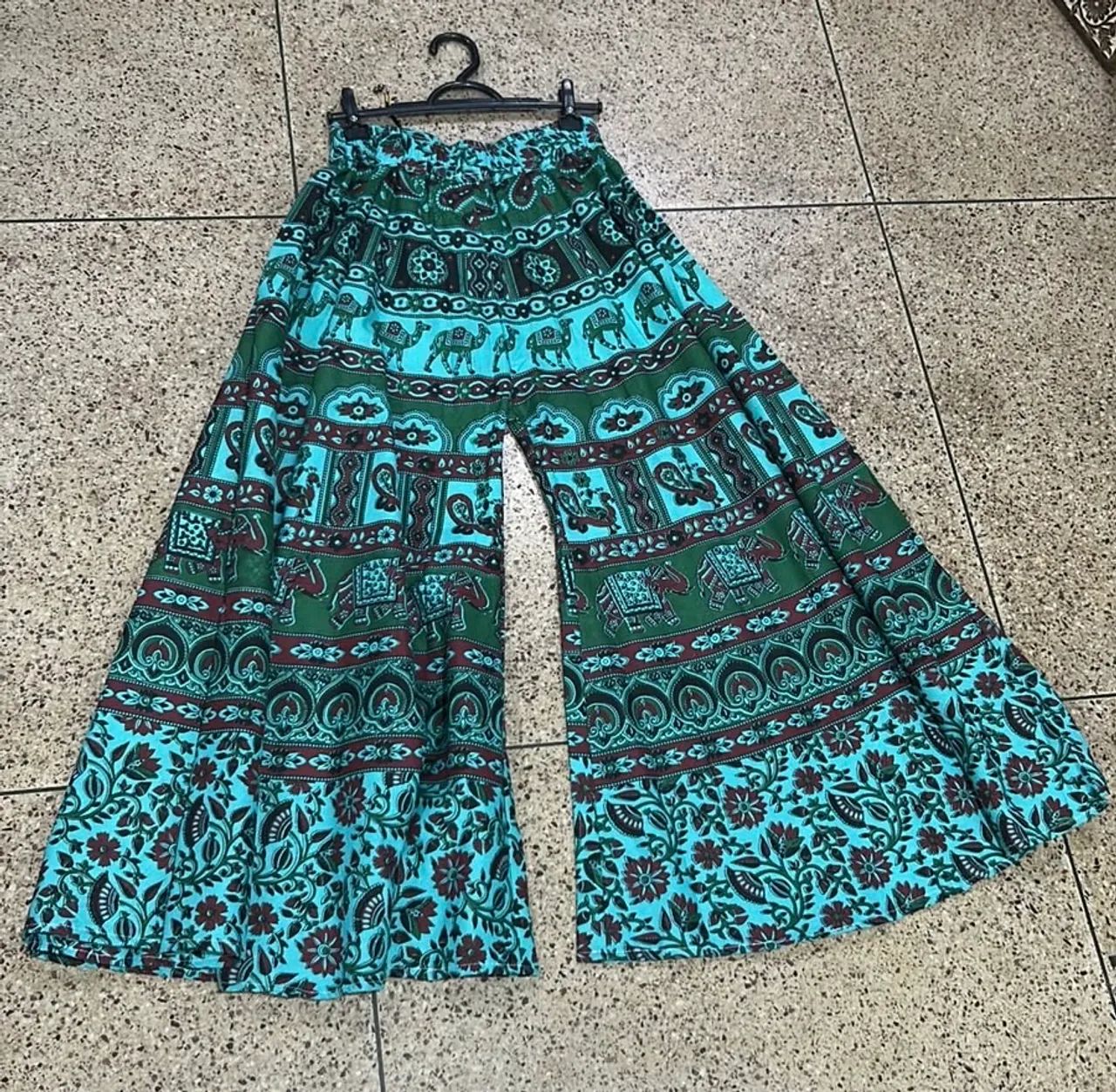 Calça Indiana Estampada - 100% Indiana  - Foto 3