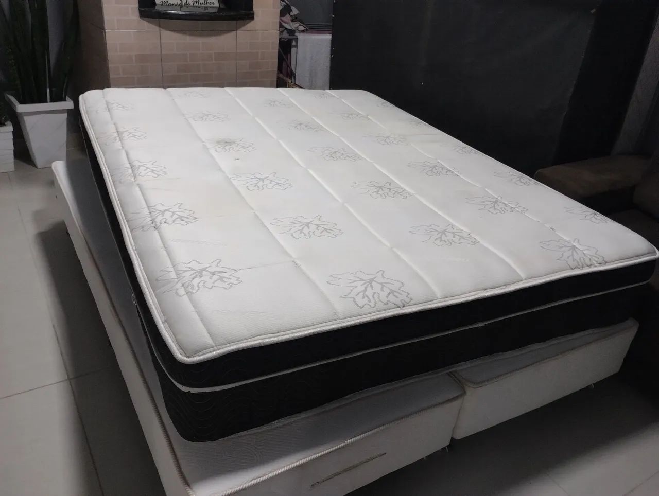 Cama box casal Queen usado entrego ler anúncio  - Foto 4