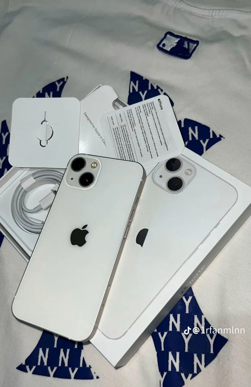 iPhone 13